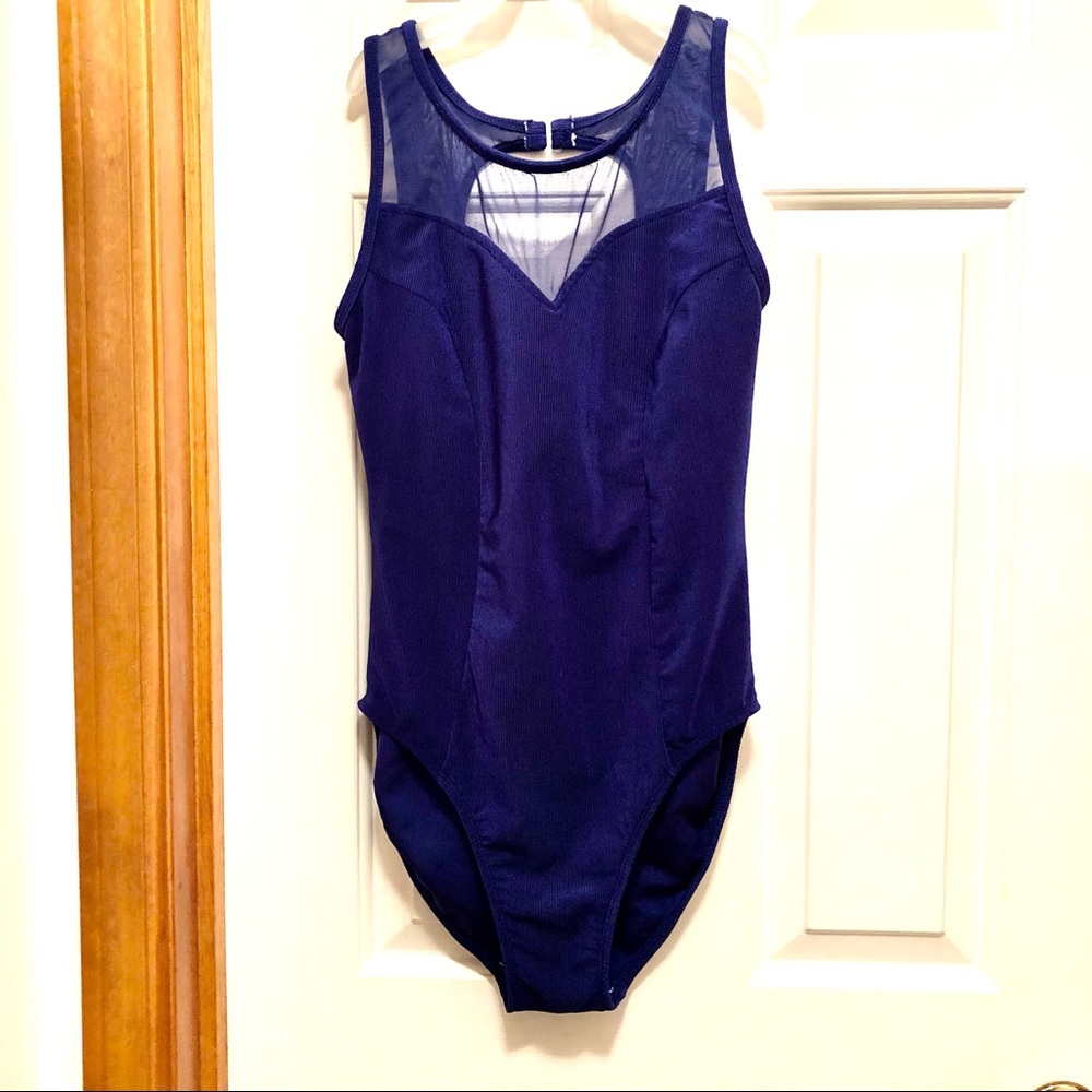 Size 14 women’s one-piece dark blue swimsuit 🌻